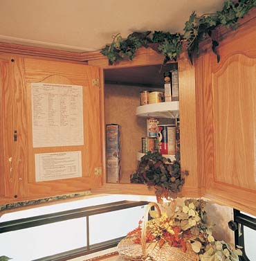 HitchHiker II LS interior photo