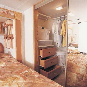 SnowBird SE 102 interior photo