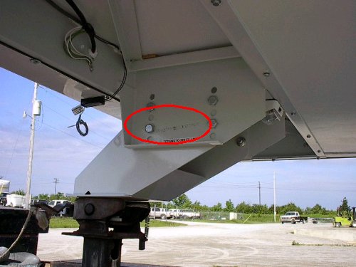 HitchPinBox.jpg (67282 bytes)